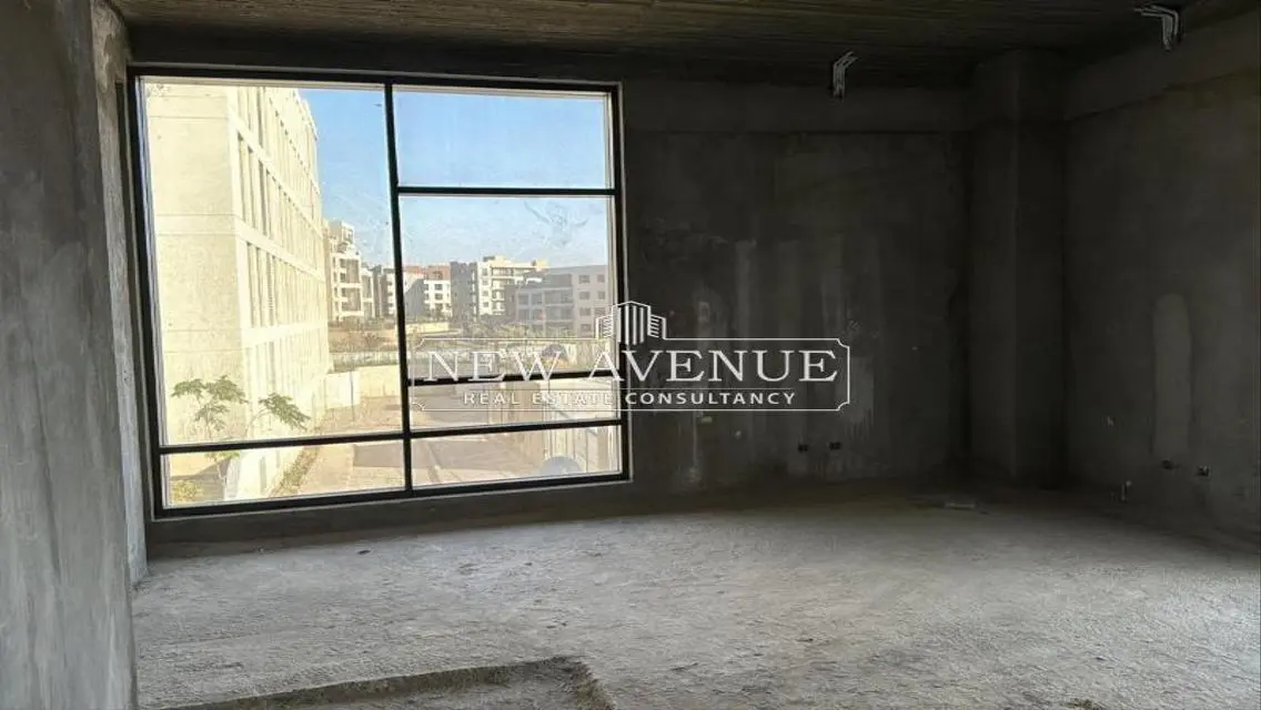 Premium Commercial Property with Spacious Design