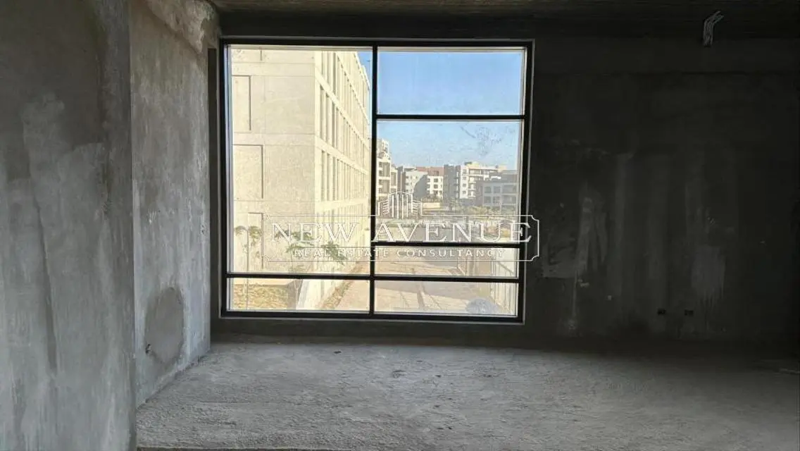 Premium Commercial Property with Spacious Design