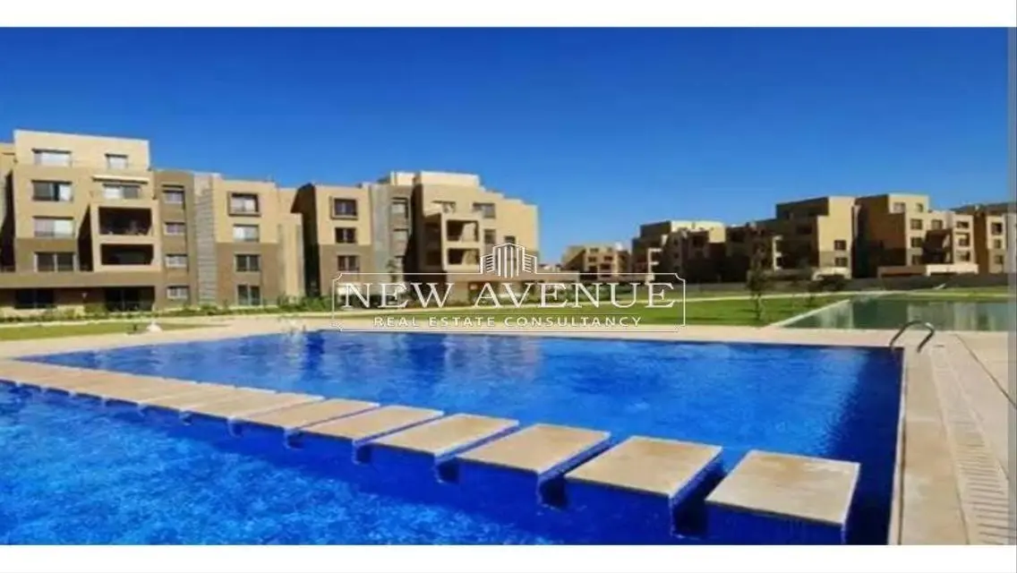 Ground apartment with garden in Palm Parks