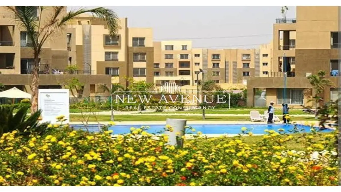 Ground apartment with garden in Palm Parks