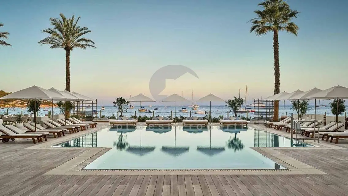 Standalone Over Looking Lagoon | Payment Offer