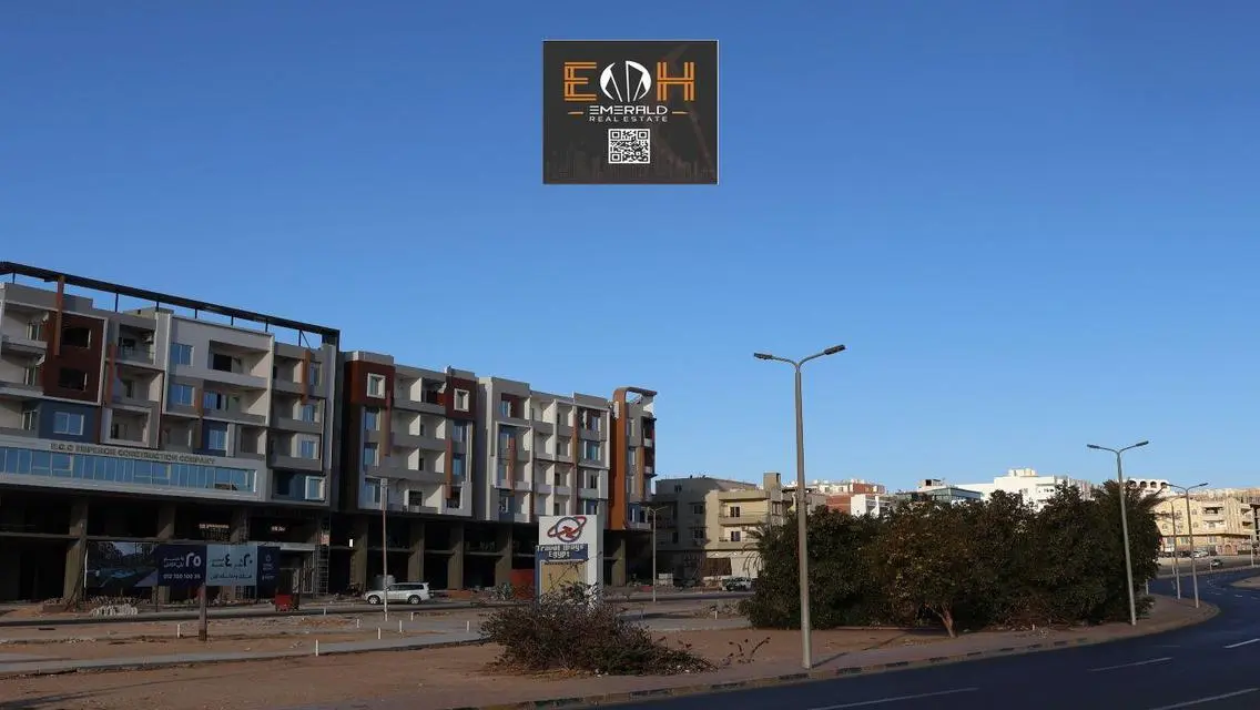 Luxury Apartment in the City Center with Private Pool and Garden