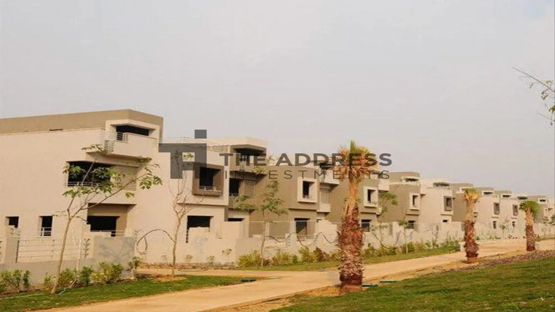 Townhouse landscape view installment 8years 10%DP