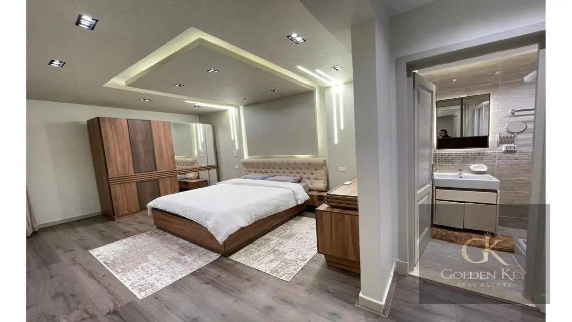 Super Lux apartment beside all markets and gates