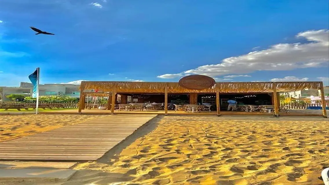 Sea view, the largest discount percentage of 40%