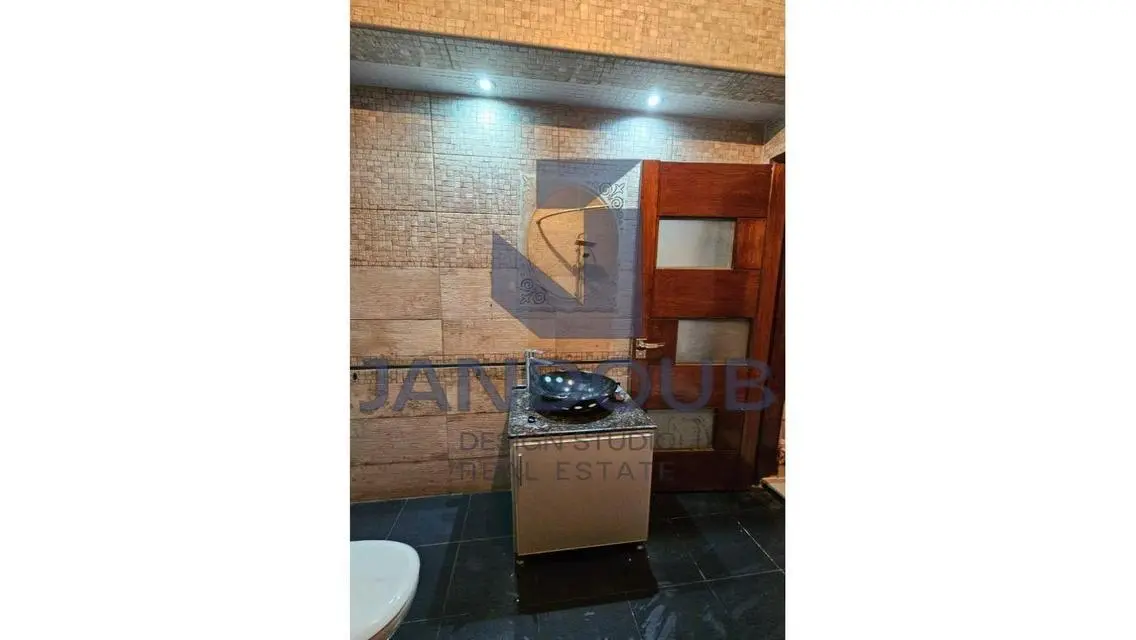 شقة فاخرة للبيع في البنفسج عمارات ناصية