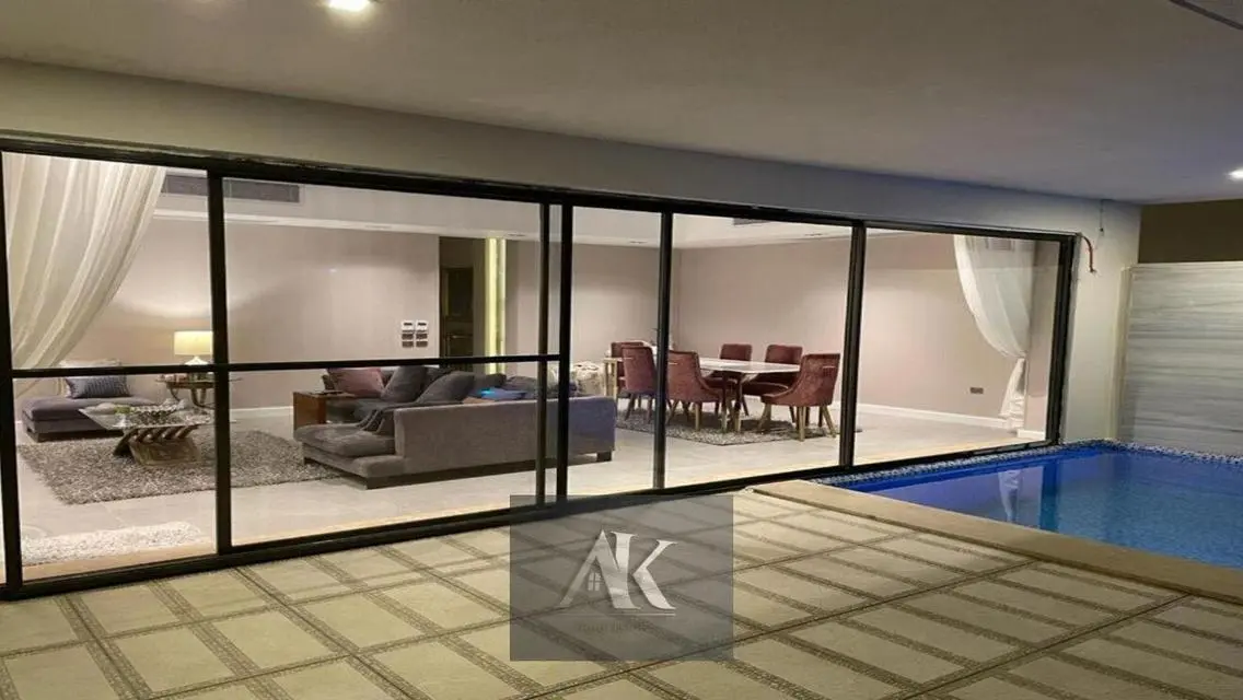 Unique Apartment 143m With Prime Location in LVR 2
