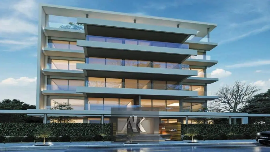 Unique Apartment 143m With Prime Location in LVR 2