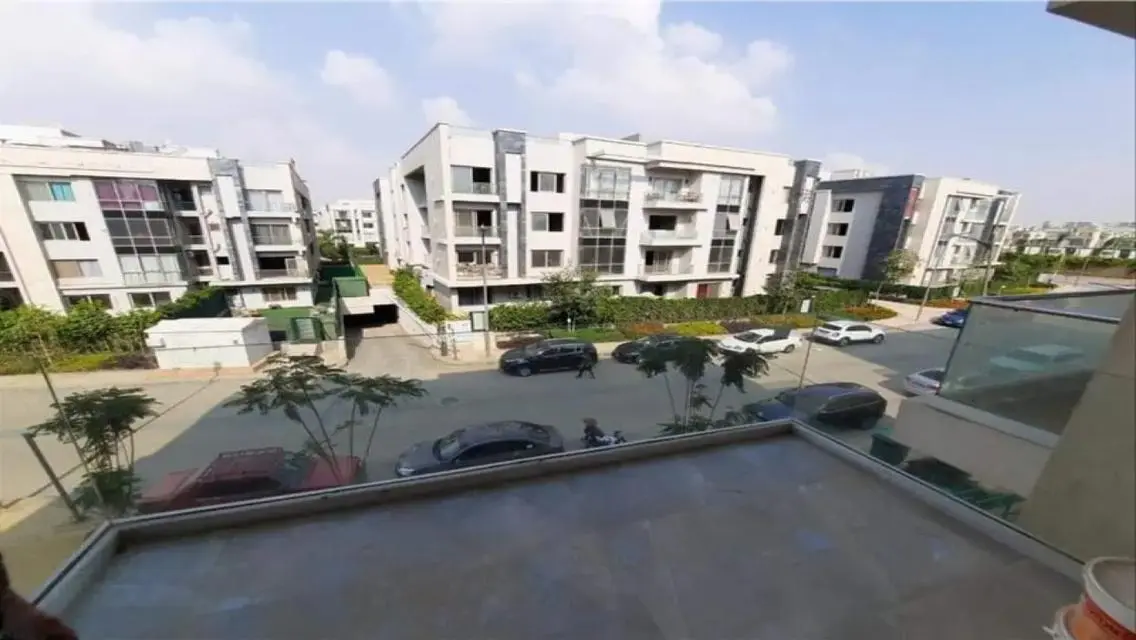 للايجار المفروش شقة 160م كمبوند Galleria Residence