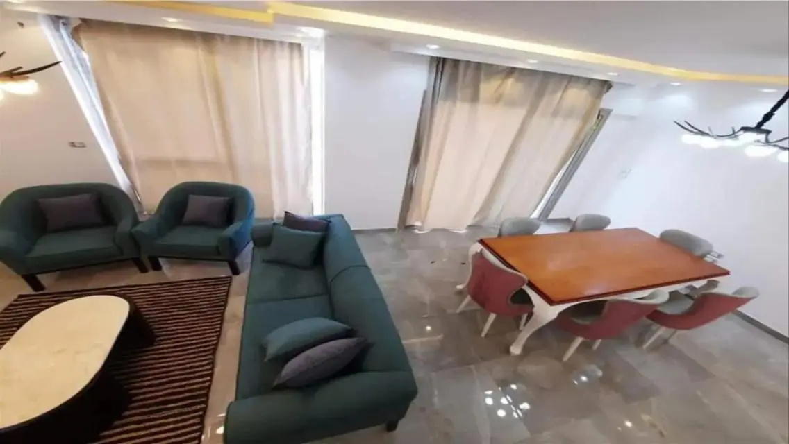 للايجار المفروش شقة 160م كمبوند Galleria Residence