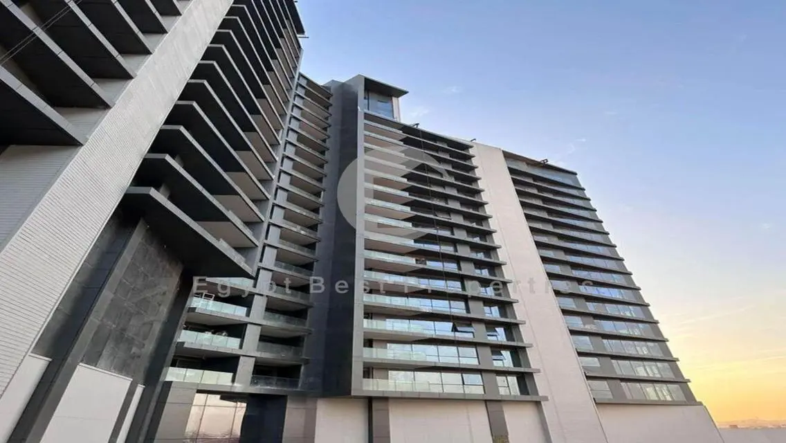 APARTMENT 3BEDROOMS FOR SALE - ZED TOWERS