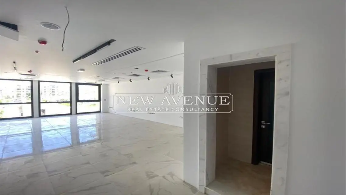 Modern Office for Rent with Spacious Area