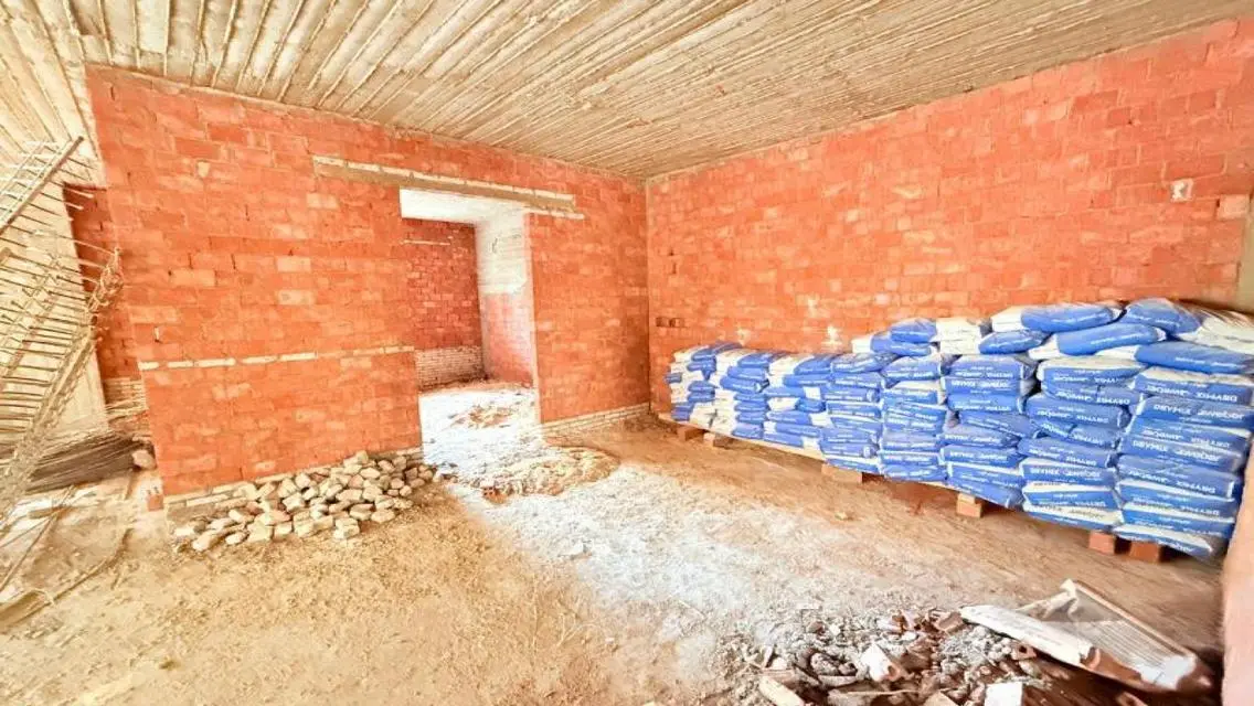 عمارة 860م مبنية بالكامل جنوب الاحياء سعر مميز جدا