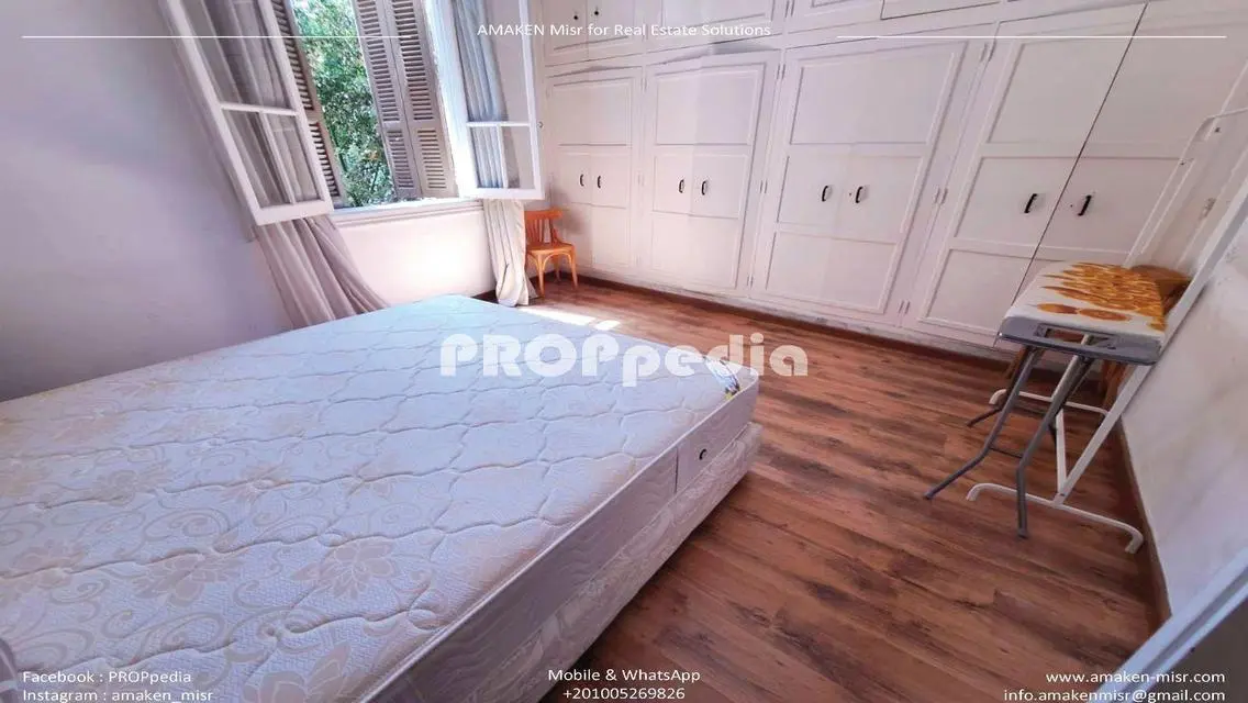 Vintage Apt for Sale 200m | Excellent LCTN |