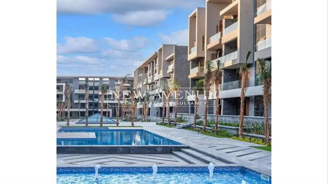 Delivered penthouse prime location Semi finished