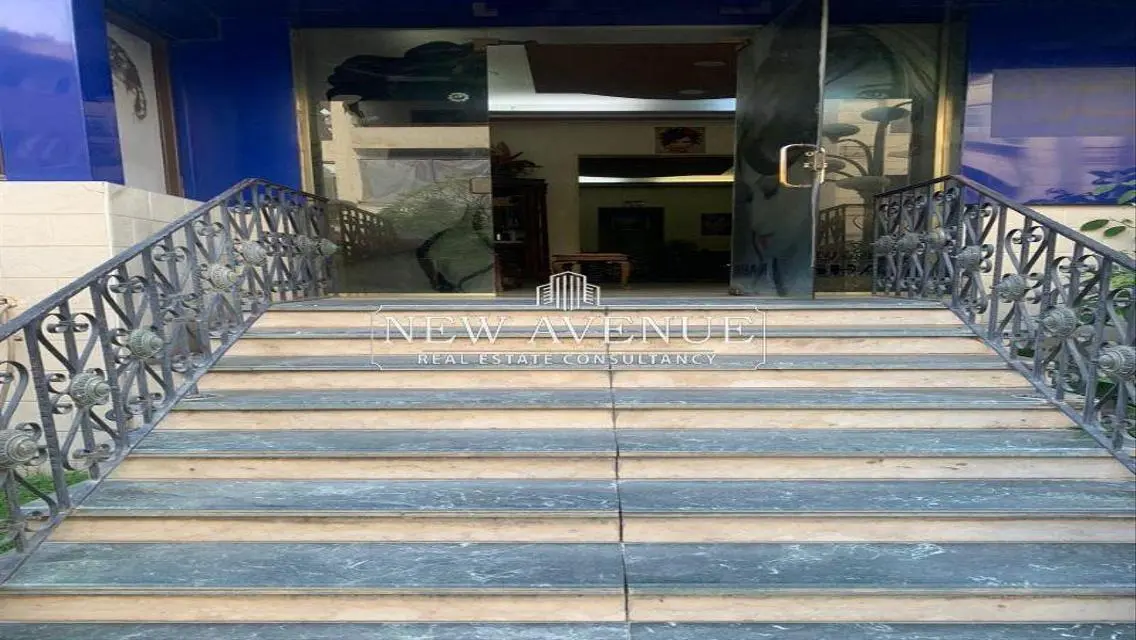 -300- sqm with Excellent Amenities