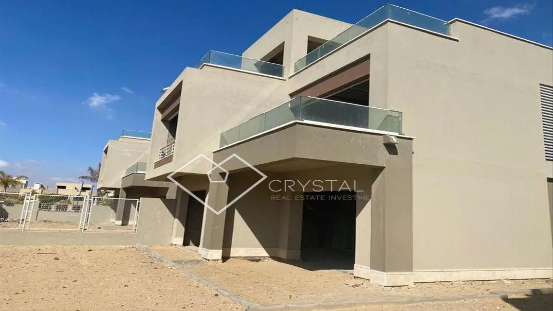 Very prime location Standalone in pk2, open view