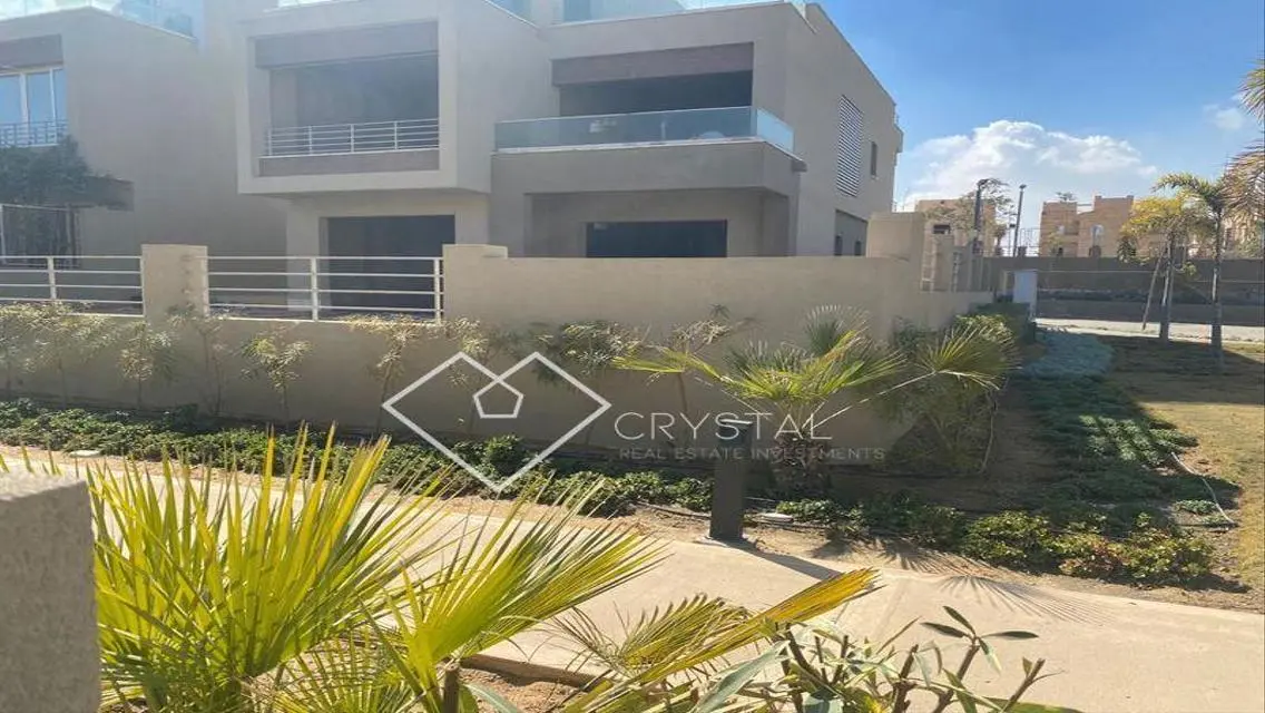Very prime location Standalone in pk2, open view