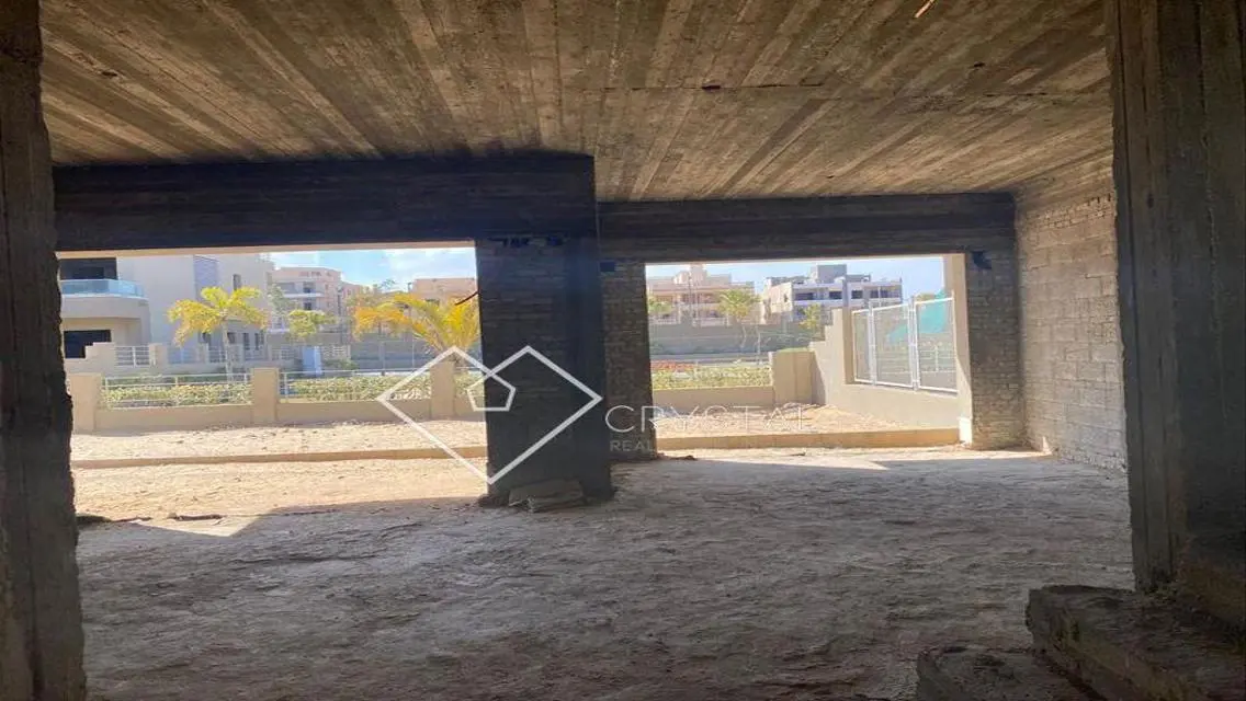 Very prime location Standalone in pk2, open view