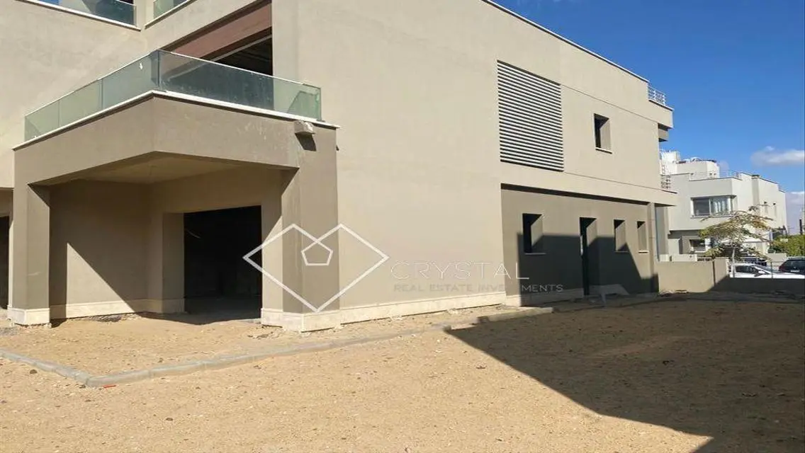 Very prime location Standalone in pk2, open view