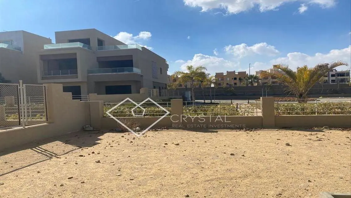 Very prime location Standalone in pk2, open view