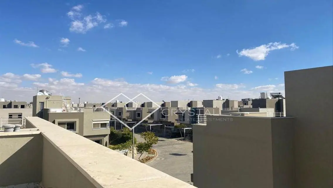 Very prime location Standalone in pk2, open view