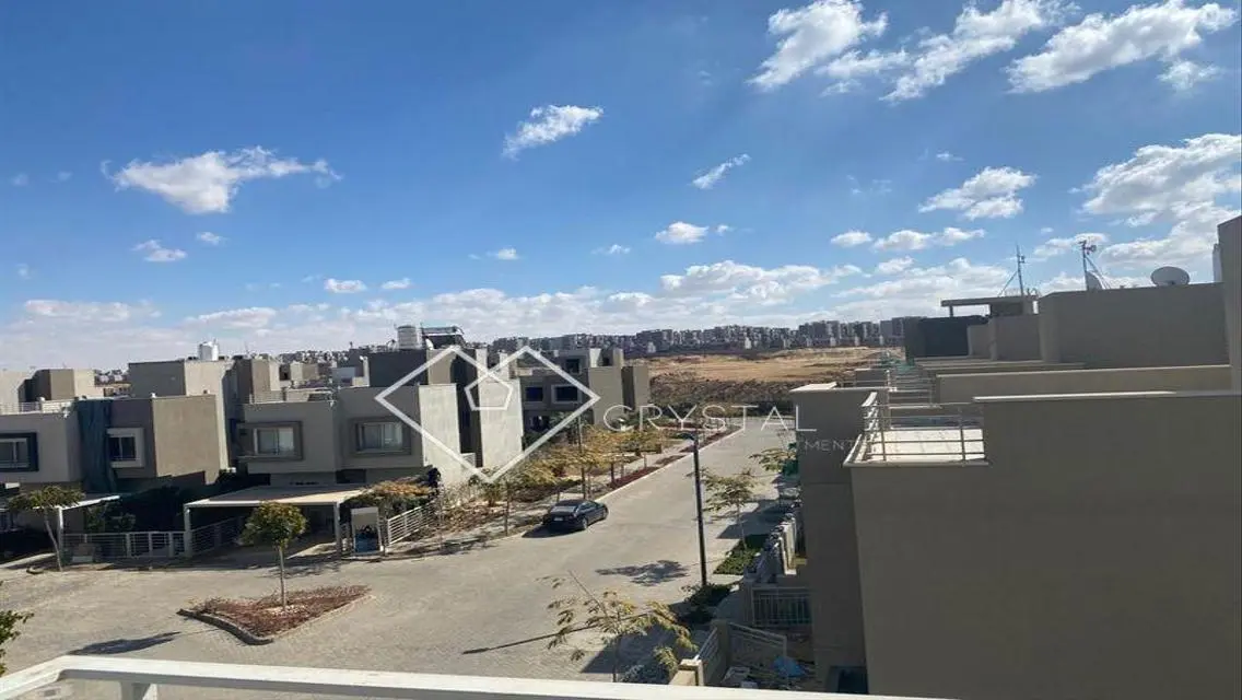 Very prime location Standalone in pk2, open view