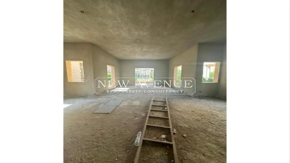 Under Market Price Villa With Very Prime Location