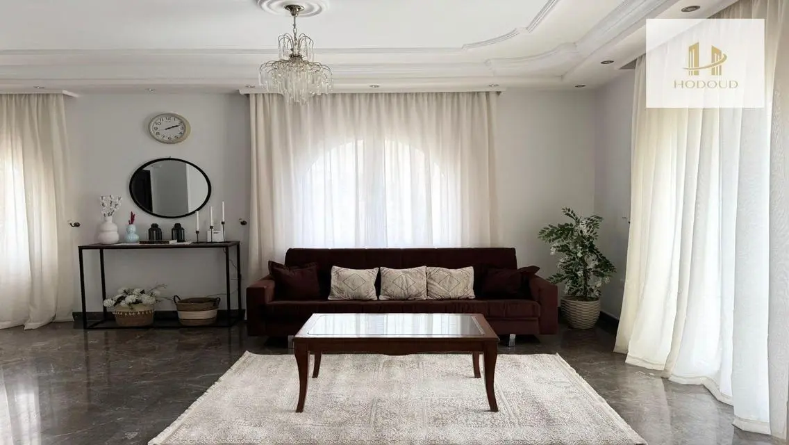 Luxury Apartment 155 Sqm with Private Garden and Security Guard