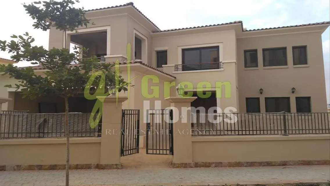 Exceptional Green Home with 4 Bedrooms for Sale
