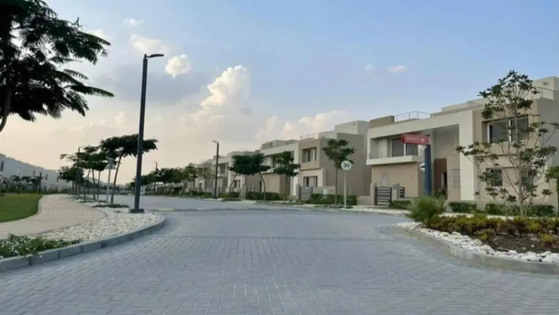 استلم فورا اقل من سعر الشركة فيلامميزة ذاكراون قسط