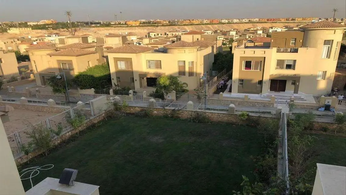 توين هاوس في بالم هيلز اكتوبر مفروش الترا مودرن