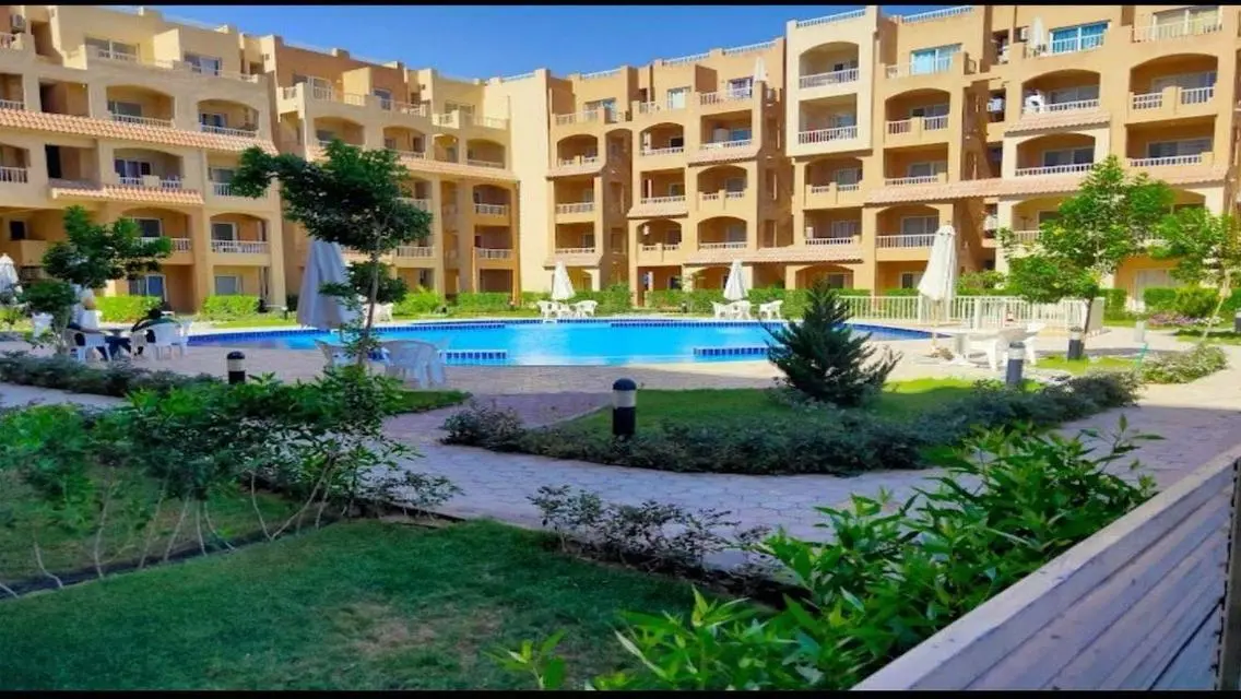 شاليه للبيع في قريه أجورا سيدي عبد الرحمن