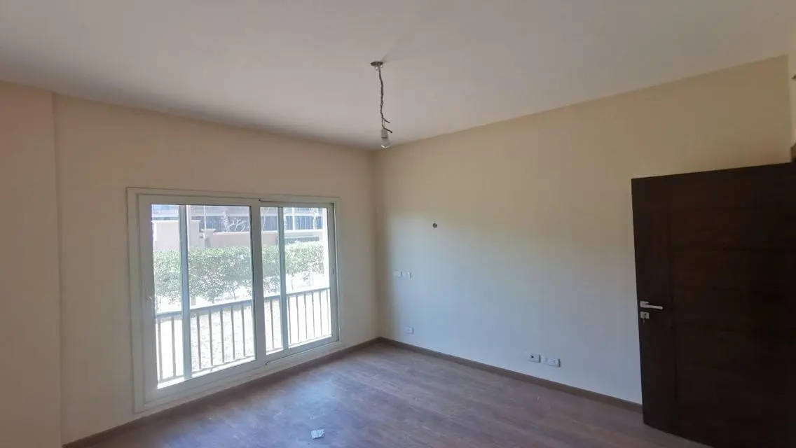 ground floor 3bd with garded resale fully finished