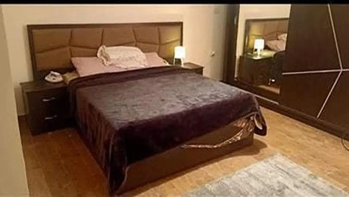 شقه115م متشطبه دور ارضي بسعر مميز واجهه شارع سعودي