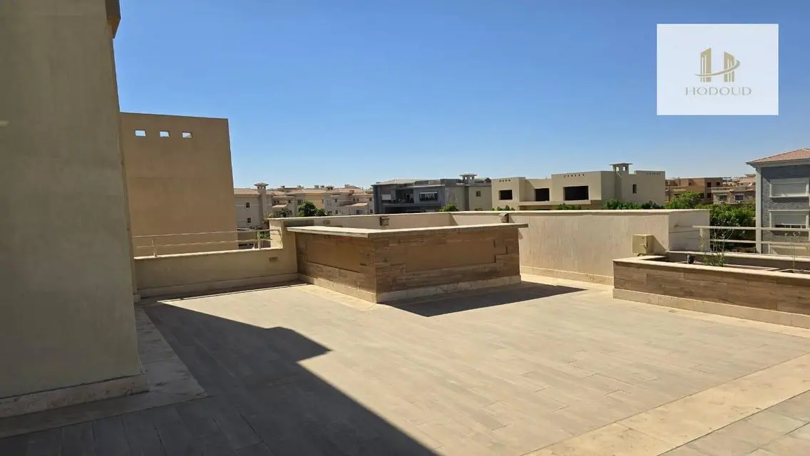 Furnished apartment with large terrace for rent in Katameya Dunes