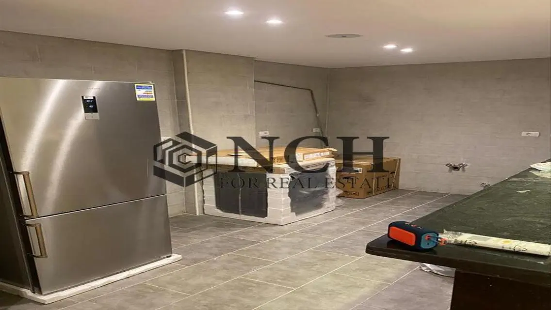 LUXURY APARTMENT WITH GARDEN FOR RENT WITH KITCHEN
