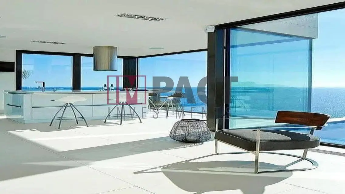 Luxurious Apartment with Private Garden and Pool