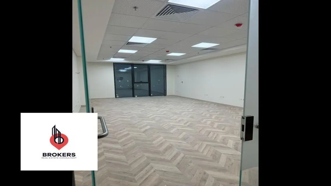 Office for rent in Hyde Park Compound