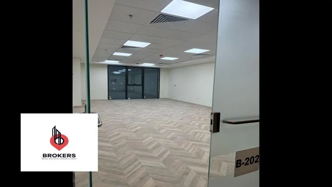 Office for rent in Hyde Park Compound