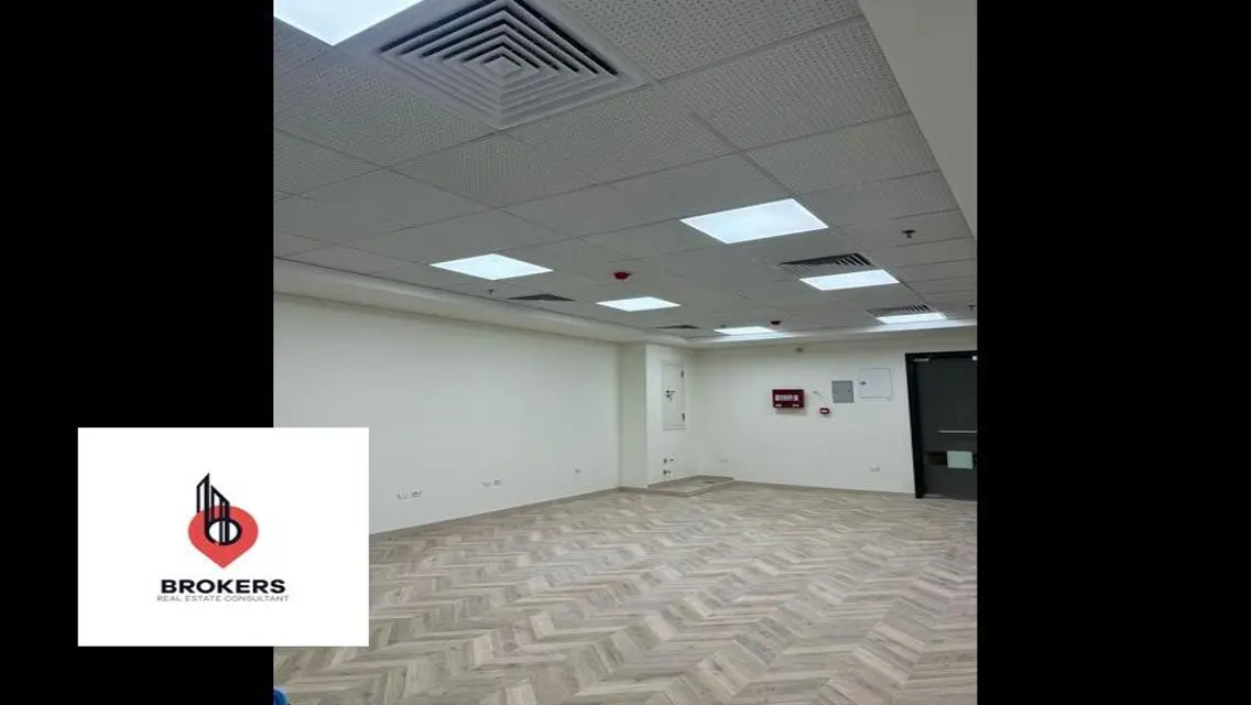 Office for rent in Hyde Park Compound