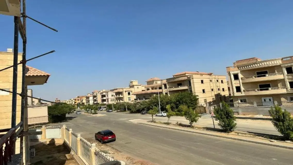 بأقل سعر غرب سوميد دوبلكس 360 ناصية قريب من المحور