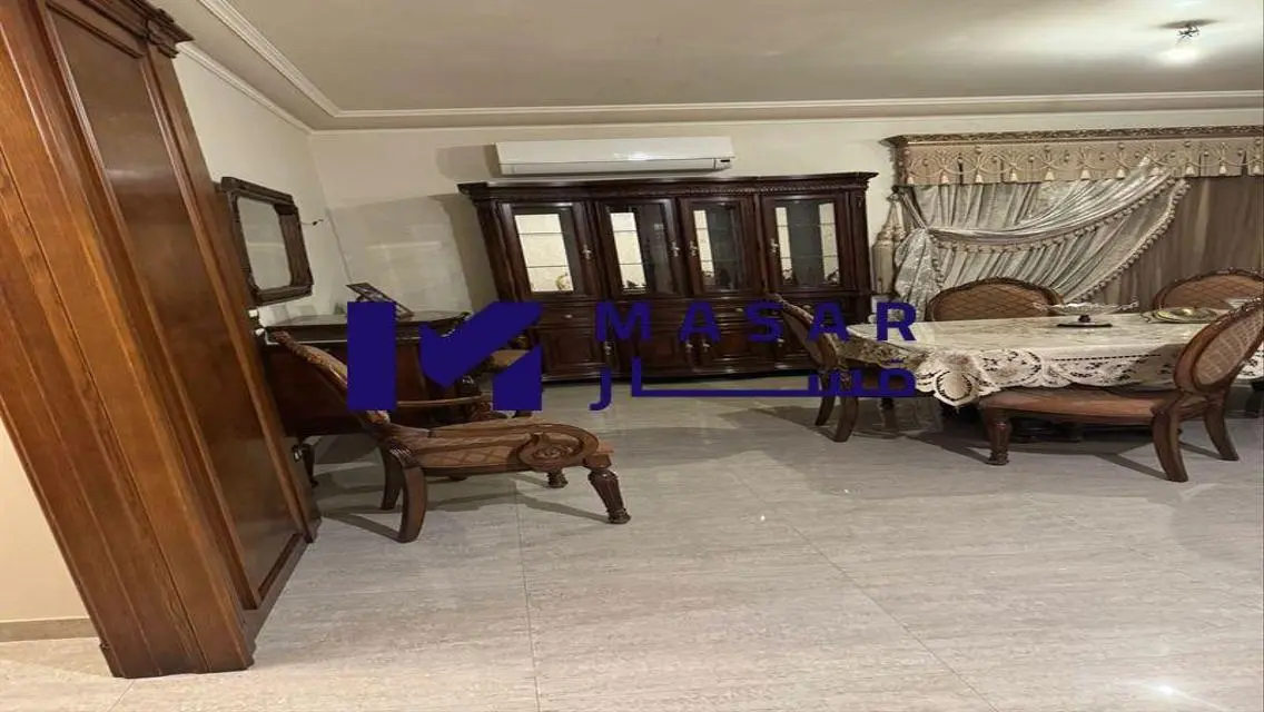 شقة رائعة للبيع في موقع متميز، جنوب الأكاديمية