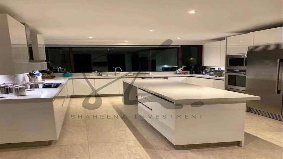 Luxury Apartment in Midtown with Full Amenities