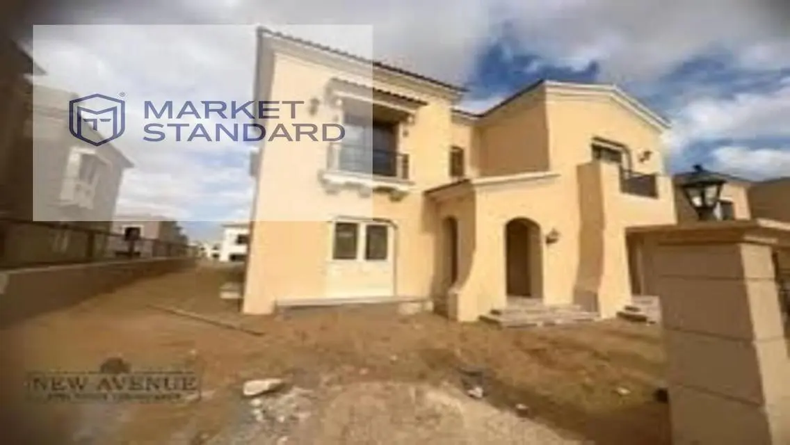 Townhouse For sale in city gate Prime location
