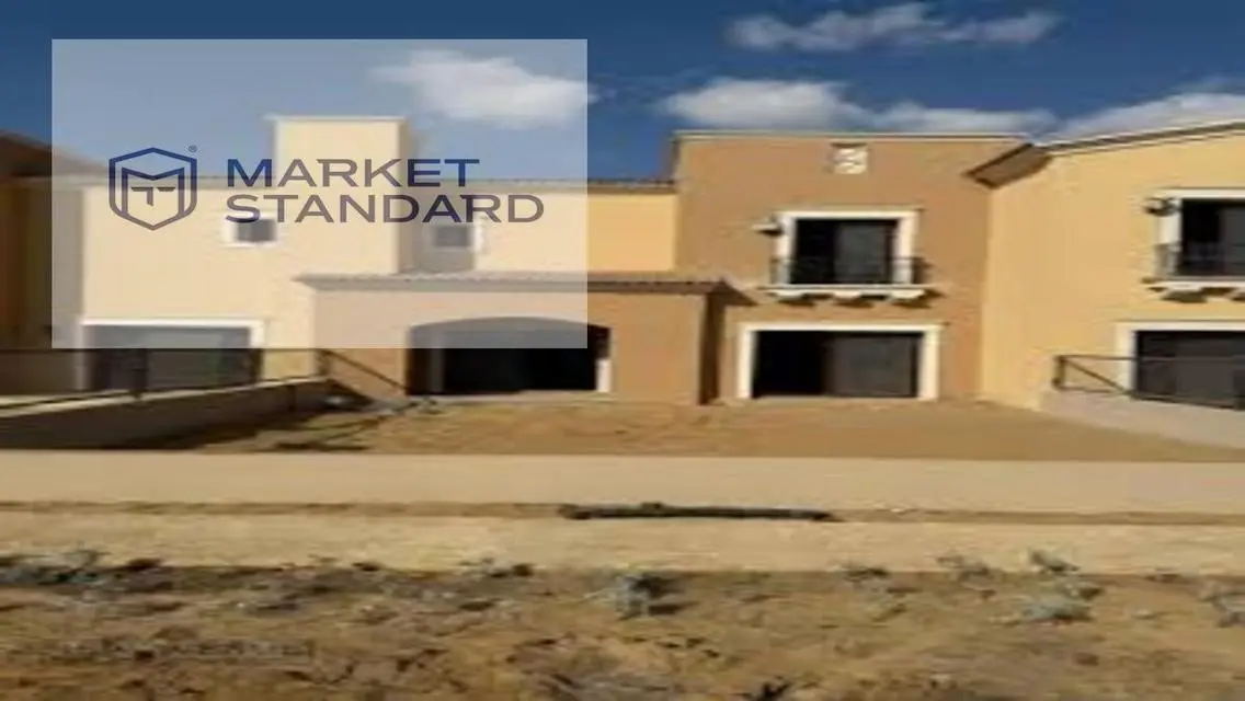 Townhouse For sale in city gate Prime location