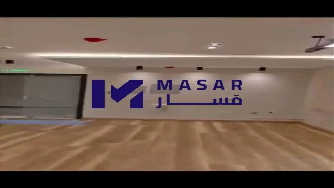 مكتب مميز للبيع في موقع استراتيجي داخل هايد بارك