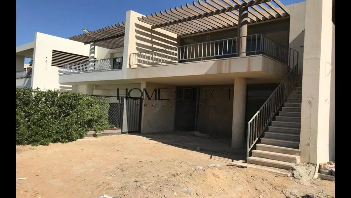 You&#39;ll Never Find Townhouse With That Price !!!