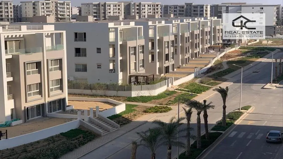 Super Lux Finished Duplex 265m for Sale Hyde Park
