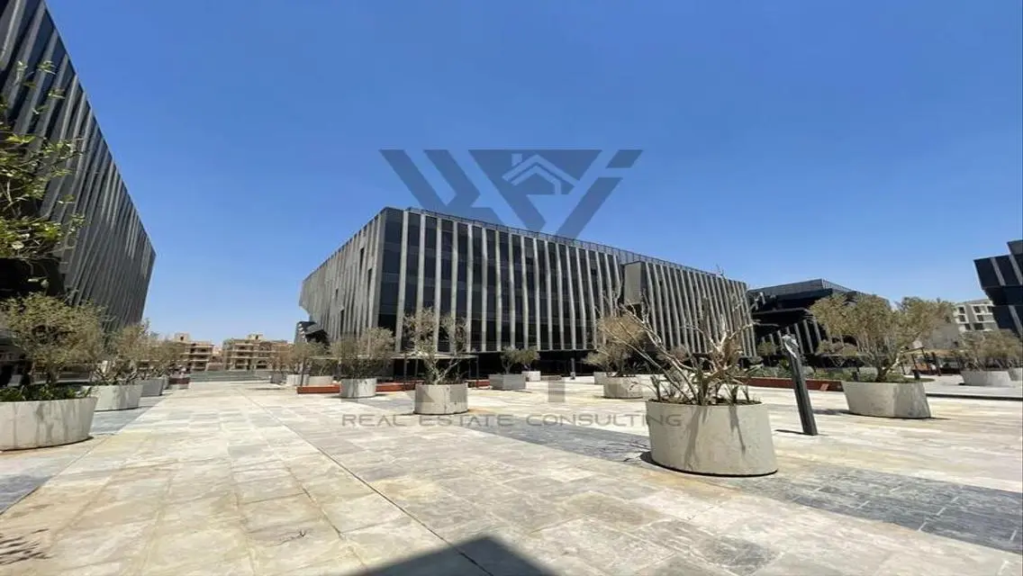 مكتب دور ارضي للايجار دقايق للجامعة الامريكية-300م